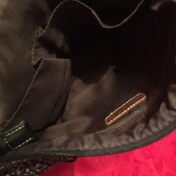 The Sak Crochet Crossbody Bag Womens Purse - Picture 7 of 7